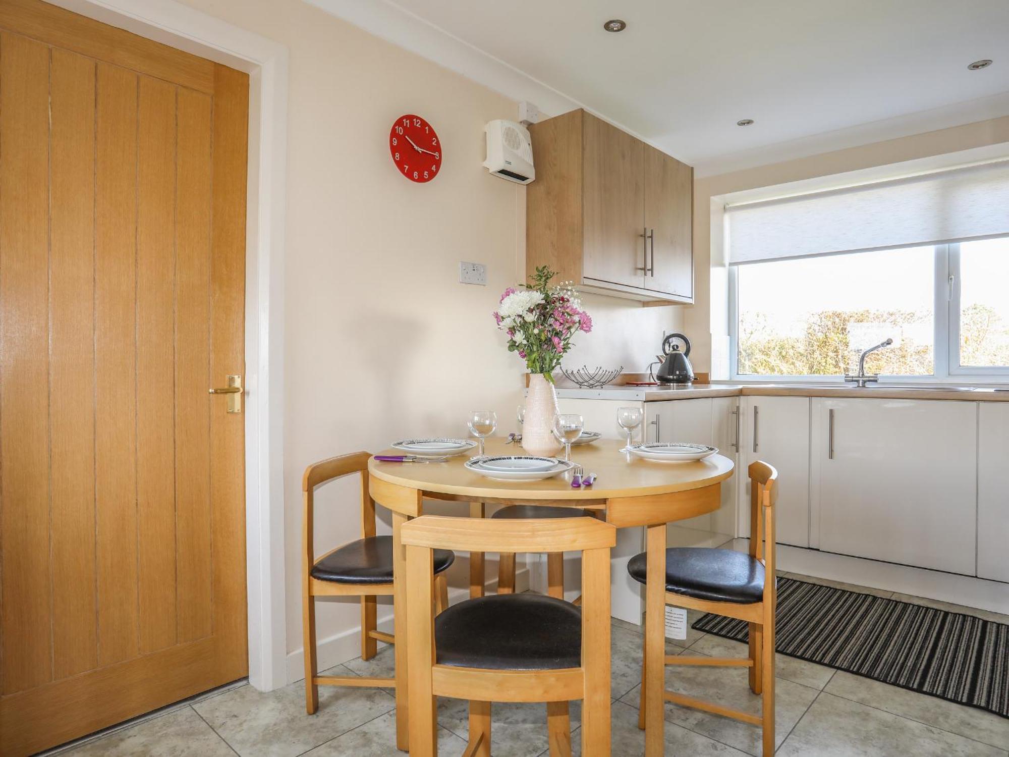 Tan Twr Farm Cottage Dwyran Екстериор снимка